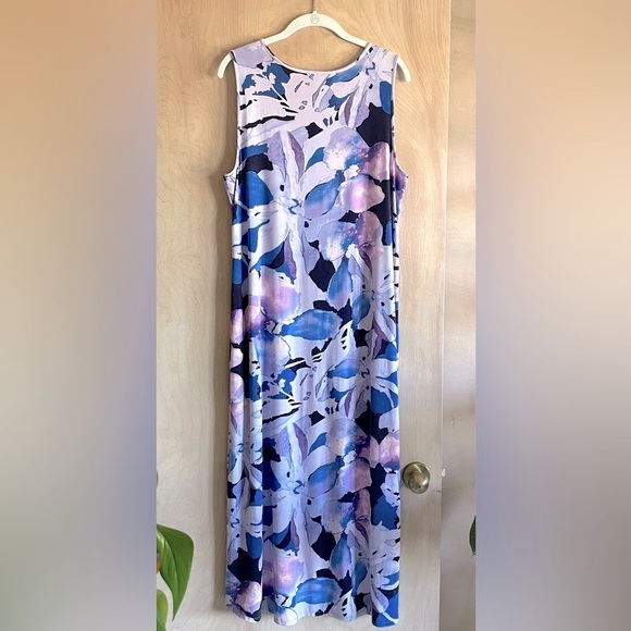 CHICO’S Blue Floral Sleeveless Maxi Dress Hi-Low Hem Stretch Sz 2 (L) NWOT - Picture 2 of 10